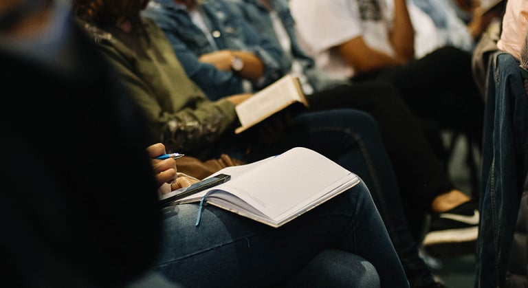 Regala libretas personalizadas en eventos y congresos