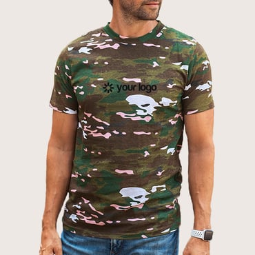 T-shirt de camuflagem com logótipo