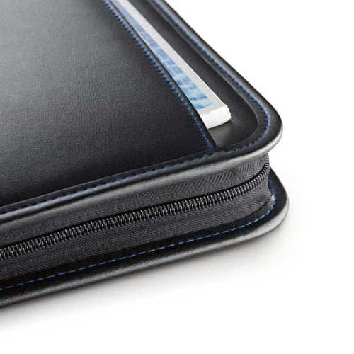 Imitation leather zipped A4 folder, with outer pocket, several inner pockets and 8-digit dual power calculator. regalos promocionales